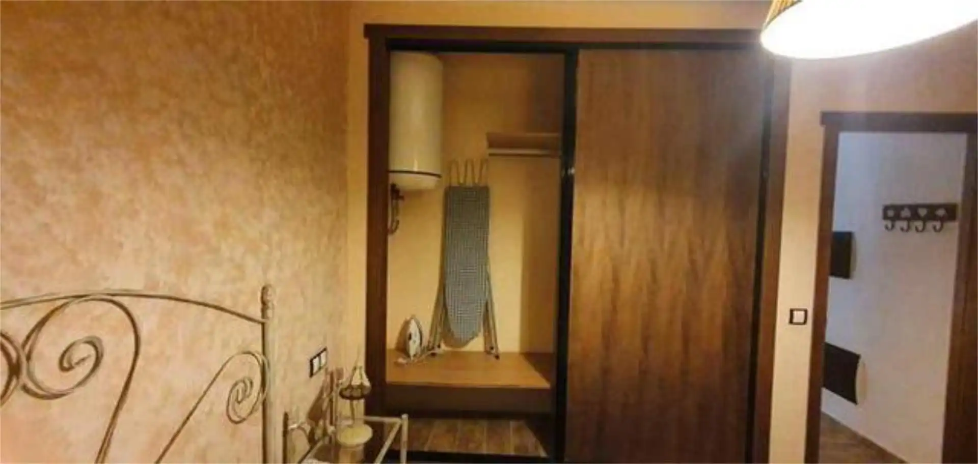 Apartamento en venta en La Puerta de Segura Habitación de Apartamento en venta en La Puerta de Segura con Calefacción y Amueblado