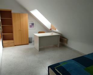 Bedroom of Apartment to rent in Ciudad Real Capital  with Air Conditioner and Swimming Pool