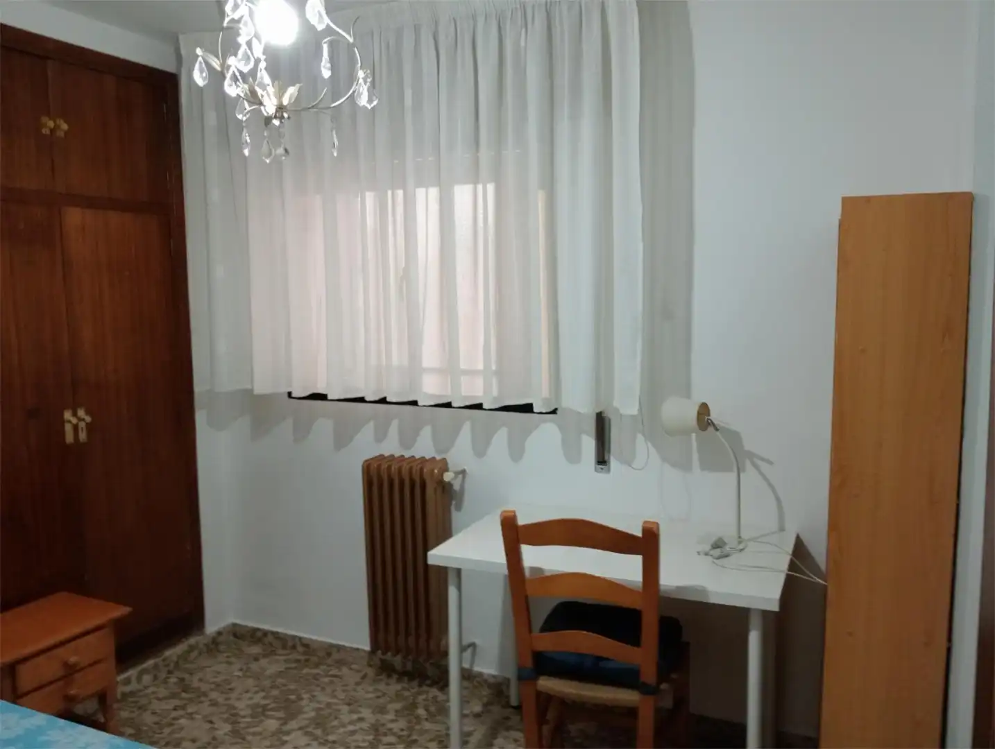 Habitación en Calle Méndez Núñez, 7, Camino de Ronda Habitación en Calle Méndez Núñez, 7, Camino de Ronda