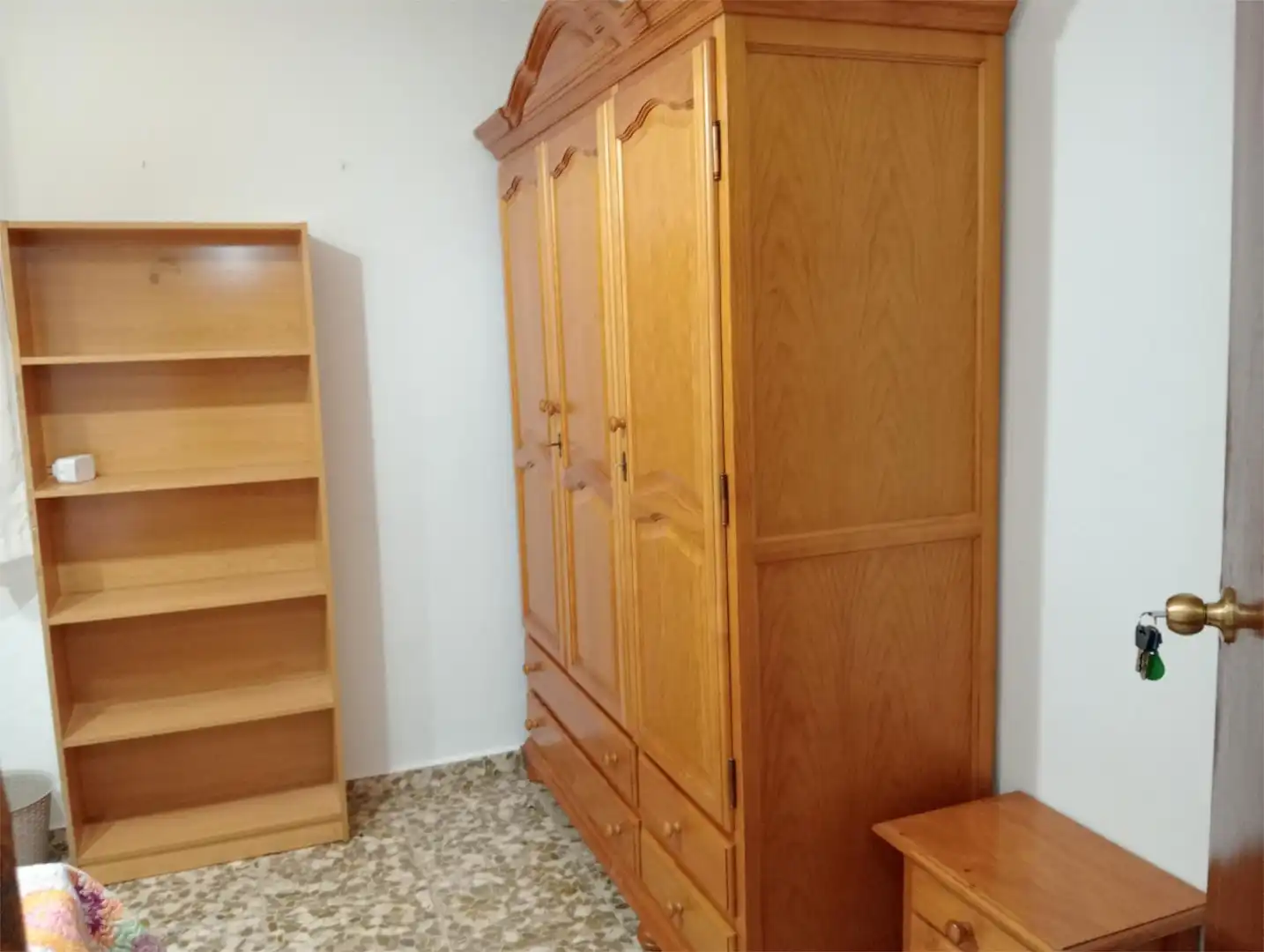 Habitación en Calle Méndez Núñez, 7, Camino de Ronda Habitación en Calle Méndez Núñez, 7, Camino de Ronda