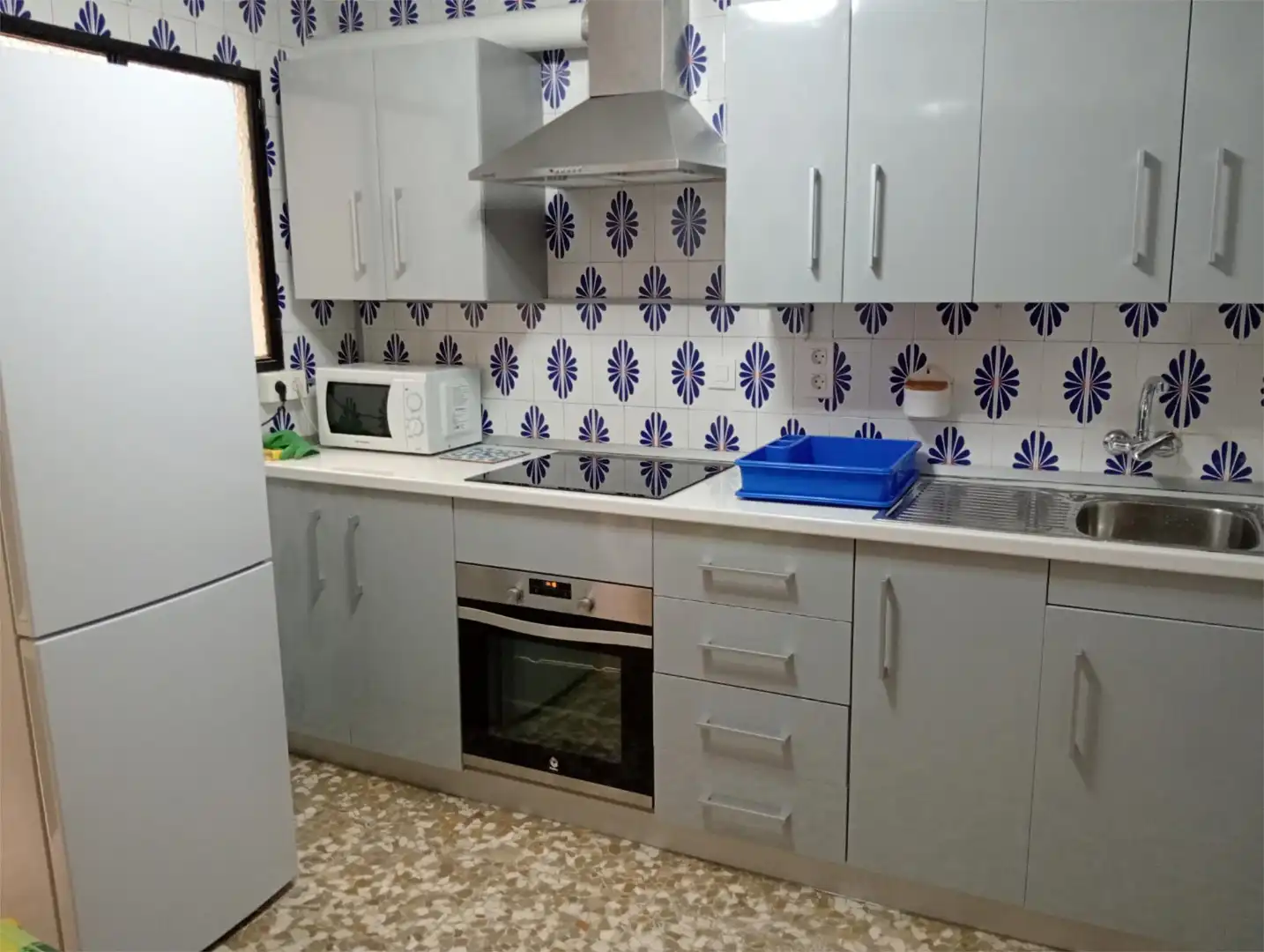 Habitación en Calle Méndez Núñez, 7, Camino de Ronda Habitación en Calle Méndez Núñez, 7, Camino de Ronda