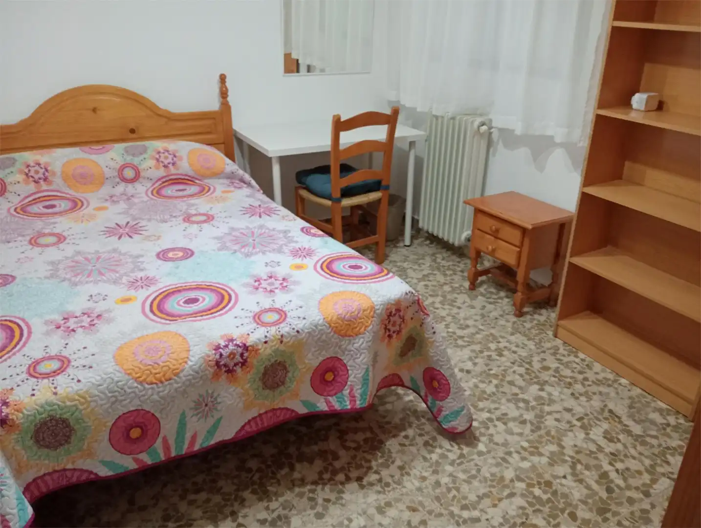 Habitación en Calle Méndez Núñez, 7, Camino de Ronda Habitación en Calle Méndez Núñez, 7, Camino de Ronda