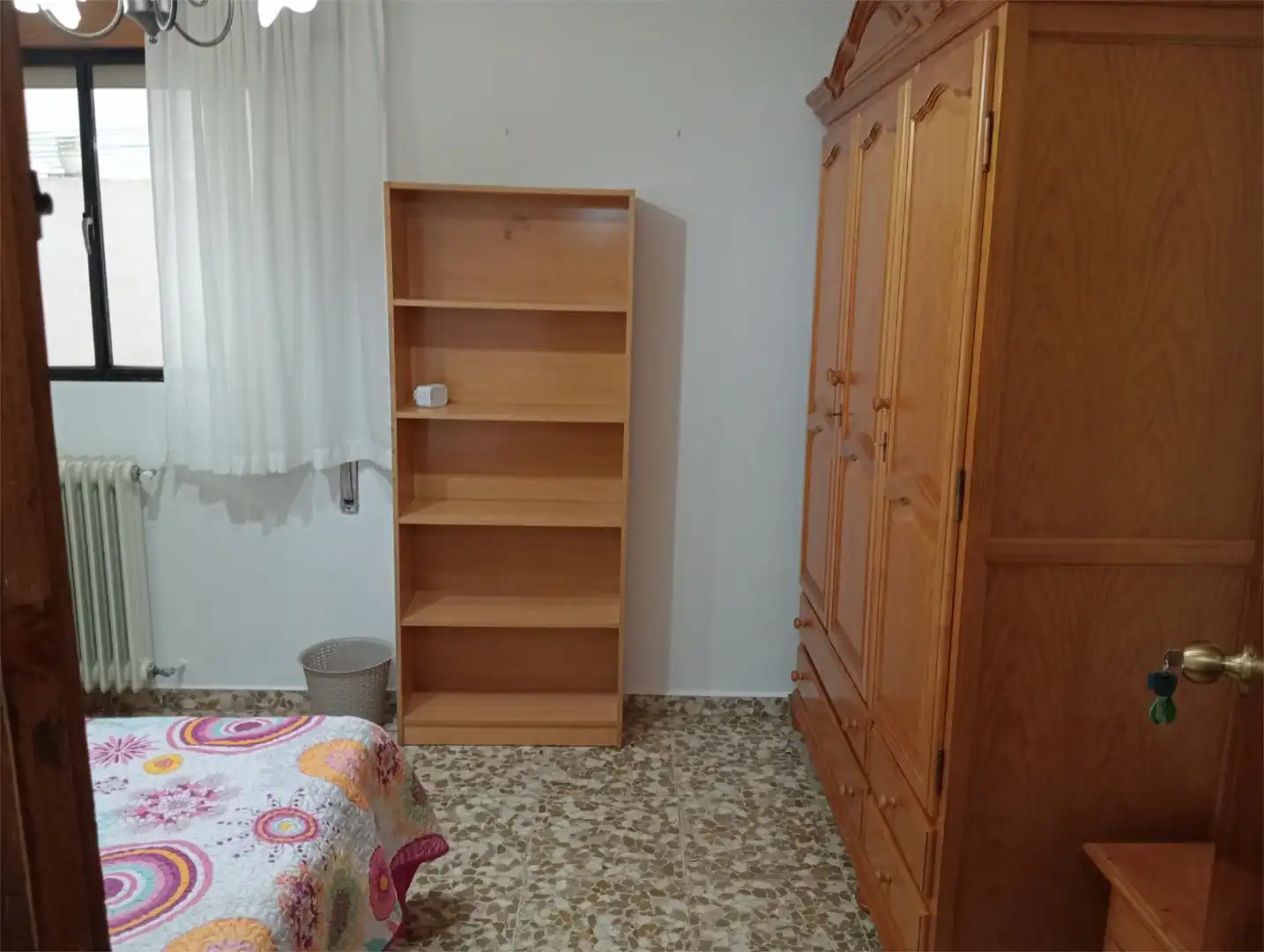 Habitación en Calle Méndez Núñez, 7, Camino de Ronda Habitación en Calle Méndez Núñez, 7, Camino de Ronda