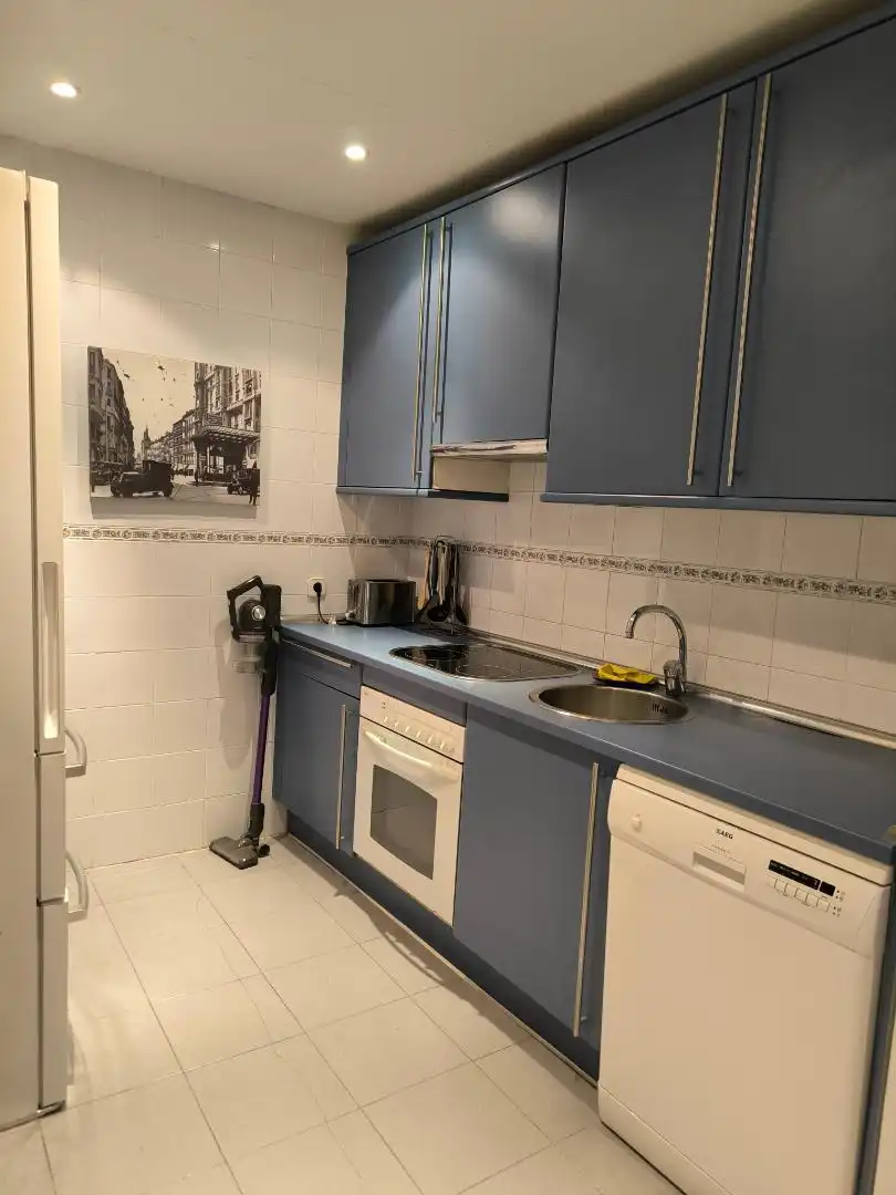 Wohnung zur Miete in Calle de la Montera, Sol
