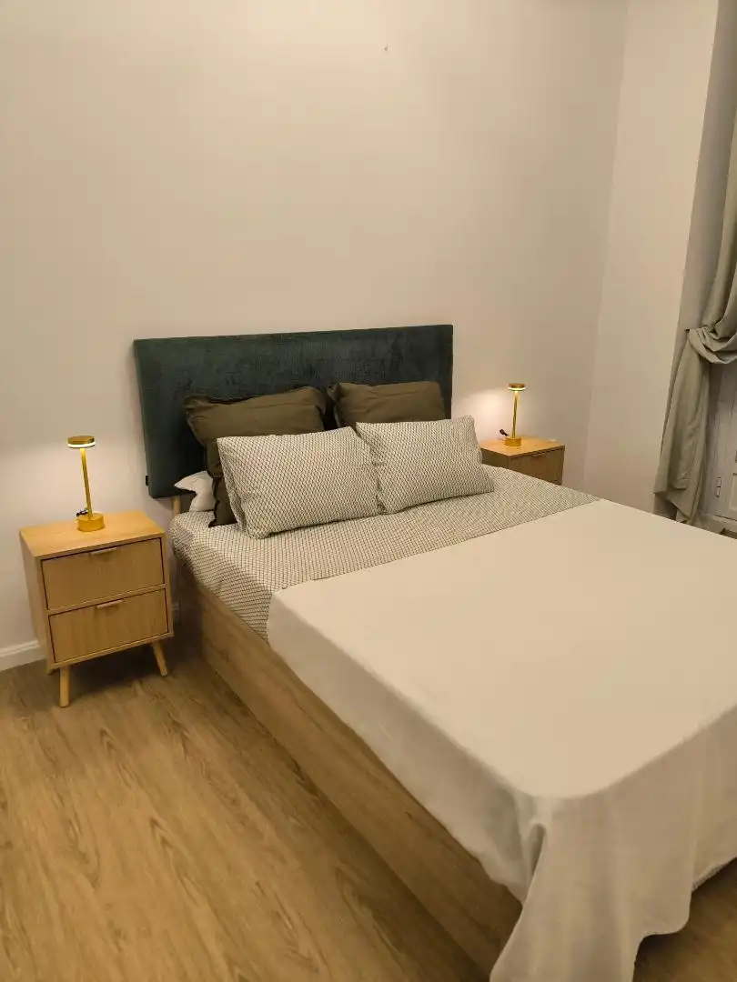 Wohnung zur Miete in Calle de la Montera, Sol