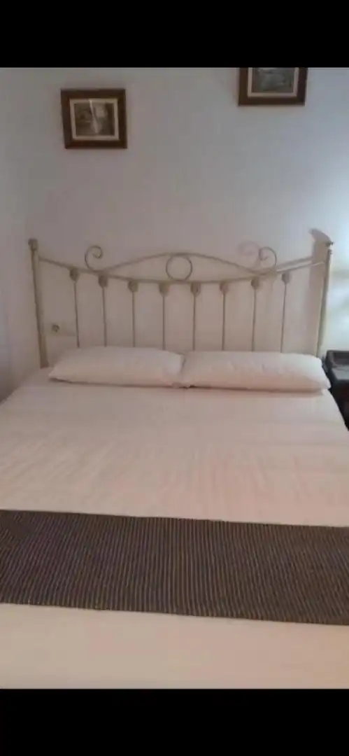 Piso de alquiler en Calle Pureza, 97, Triana Casco Antiguo Habitación de Piso de alquiler en Sevilla con Aire acondicionado, Calefacción y Amueblado