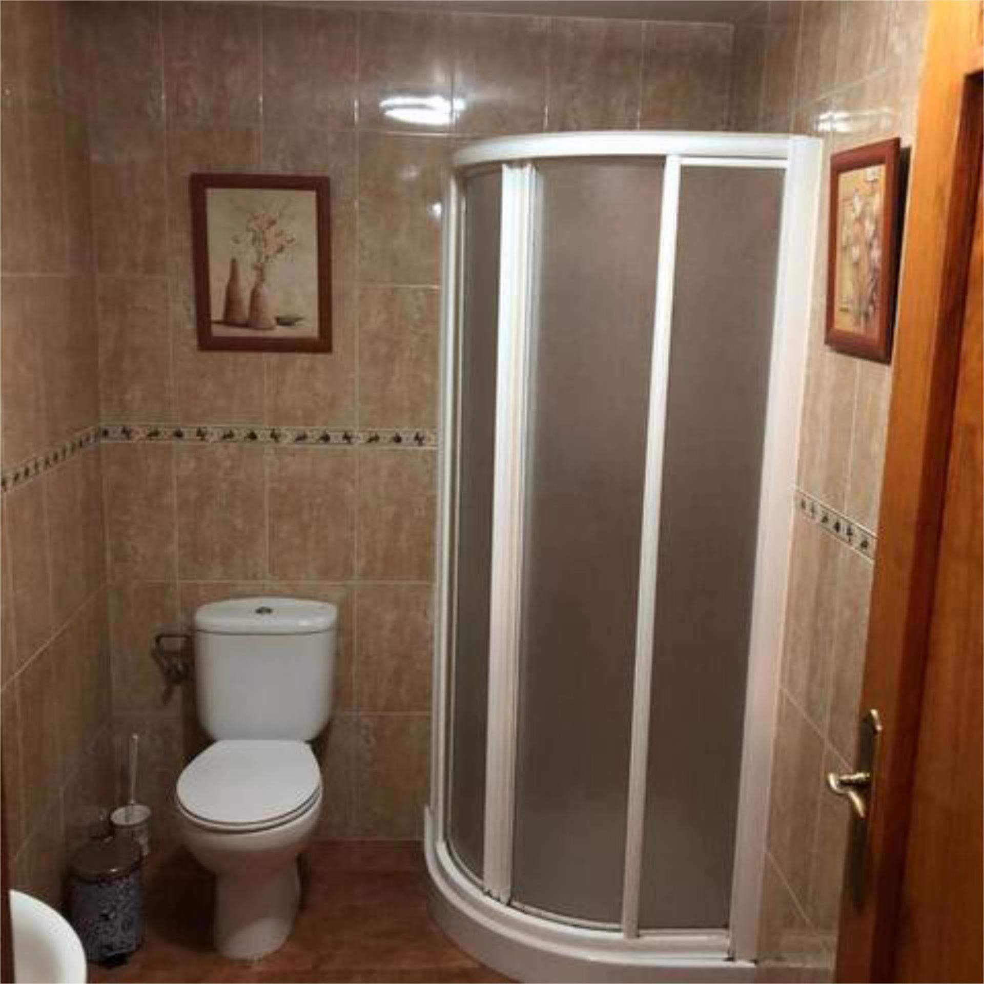 Bathroom of Study to rent in Las Pedroñeras   