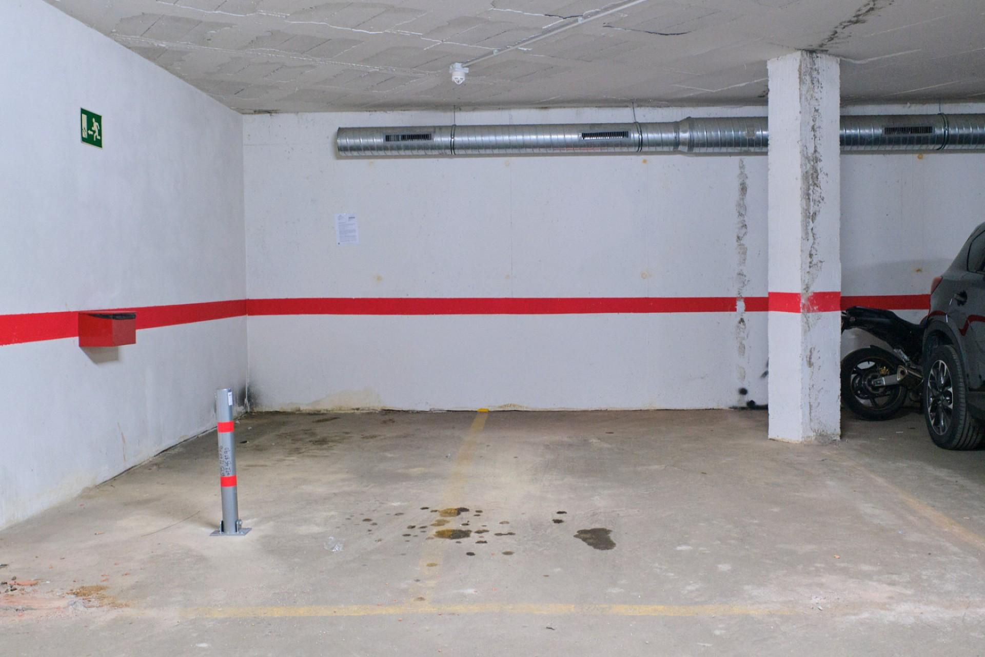 Parkplatz von Garage miete in Turre
