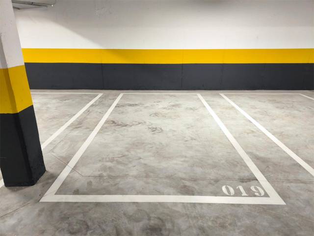 Garaje en Alquiler en Calle Camino del Patriarca, 1A en Tablero Bajo - Arruzafilla