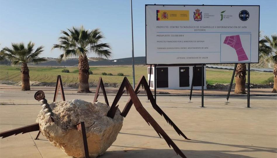 Photo 1 of Industrial land to rent in Calle Mariana de Carvajal y Saavedra, 2-62, Renfe - Bulevar 1ª y 2ª Fase, Jaén