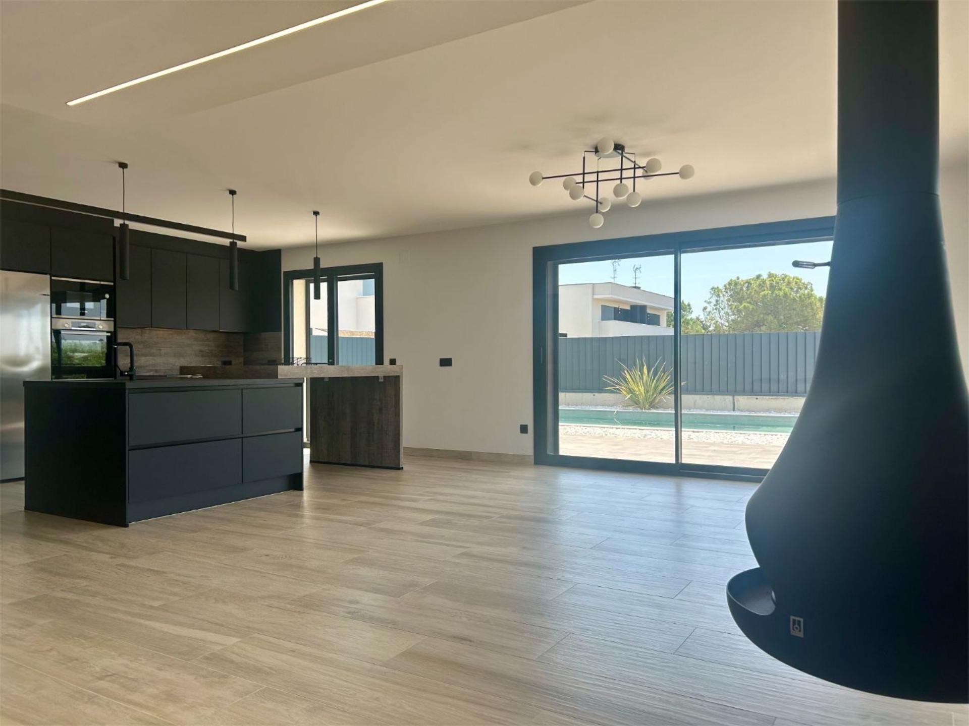 Sala d'estar de Casa o xalet en venda en Mollerussa amb Terrassa, Piscina i Balcó