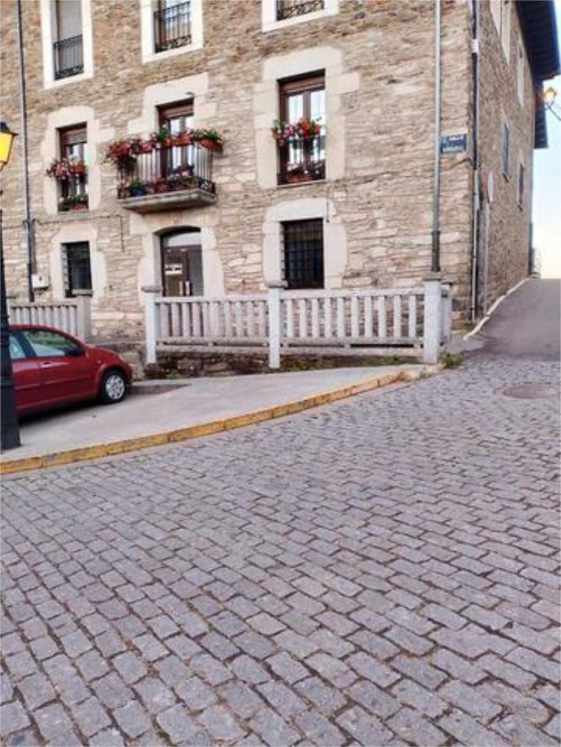 Aparcament de Local de lloguer en Puebla de Sanabria