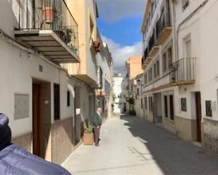 Vista exterior de Pis de lloguer en Quesada amb Calefacció, Terrassa i Traster