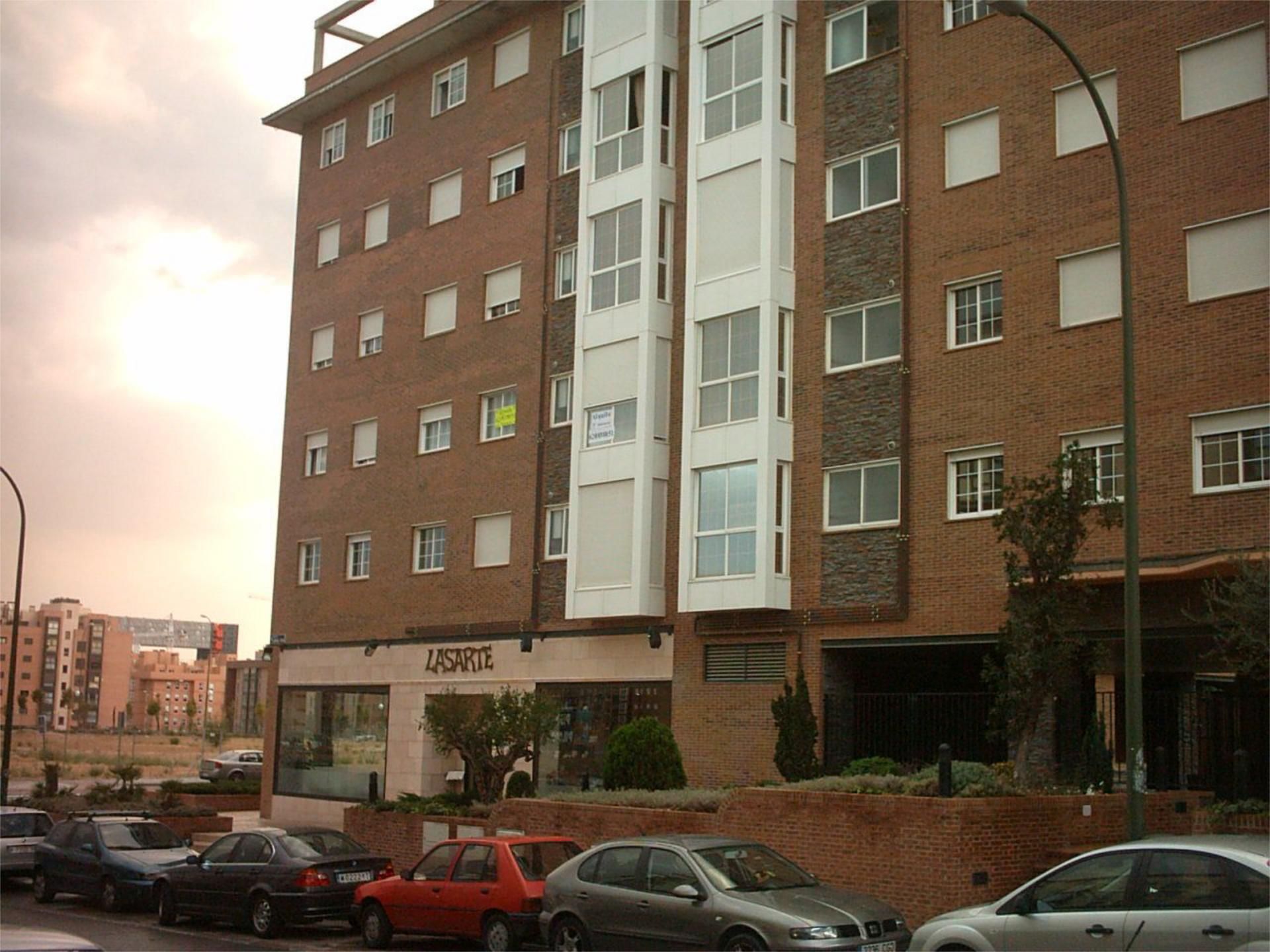 Vista exterior de Pis de lloguer en  Madrid Capital amb Aire condicionat, Calefacció i Parquet