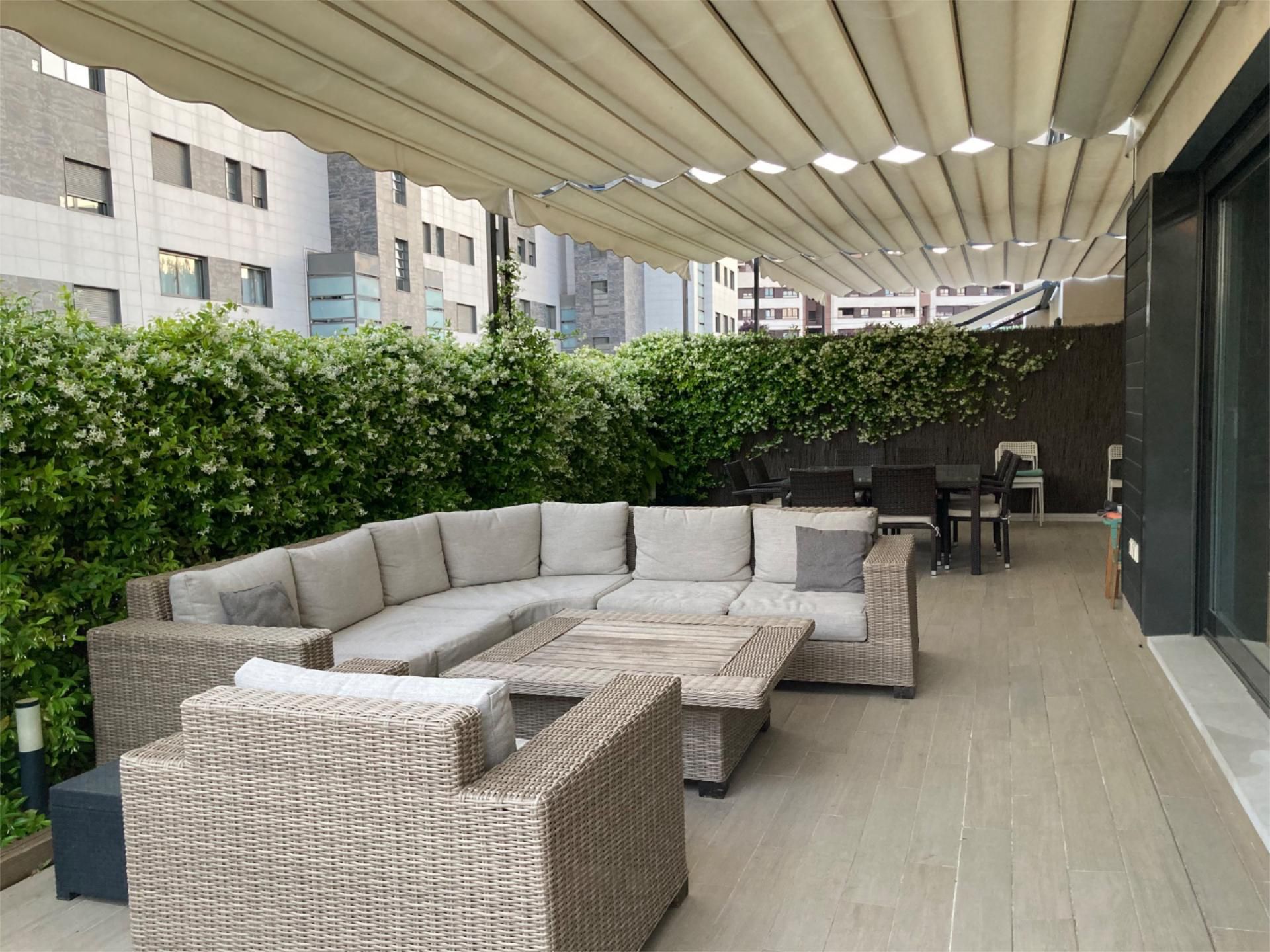 Terrace of Flat for sale in  Madrid Capital  with Air Conditioner, Heating and Private garden