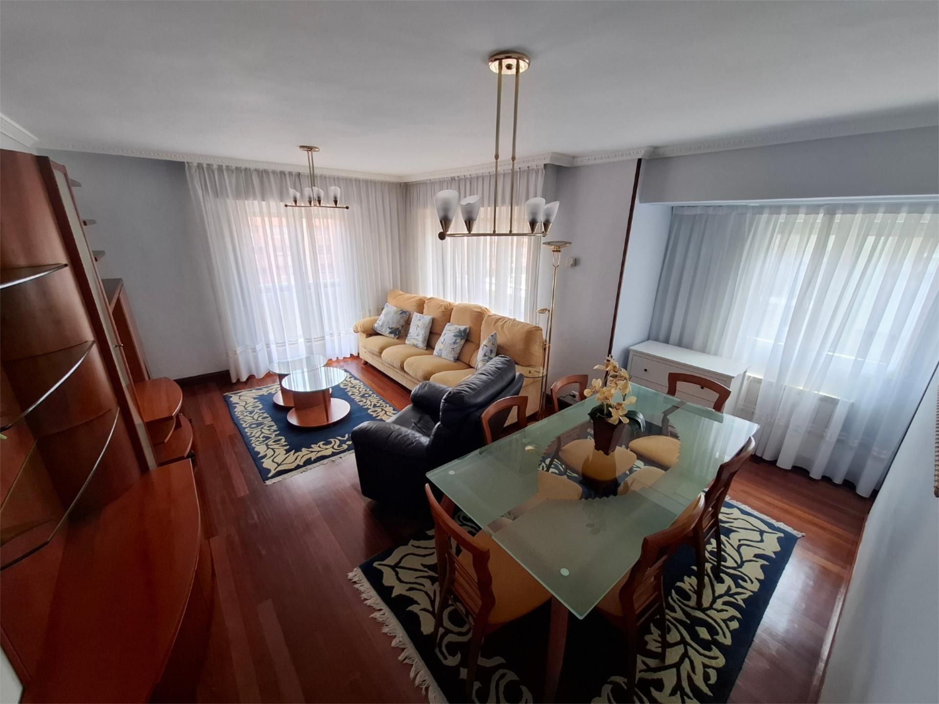 Living room of Flat to rent in Santurtzi   with Heating, Parquet flooring and Storage room