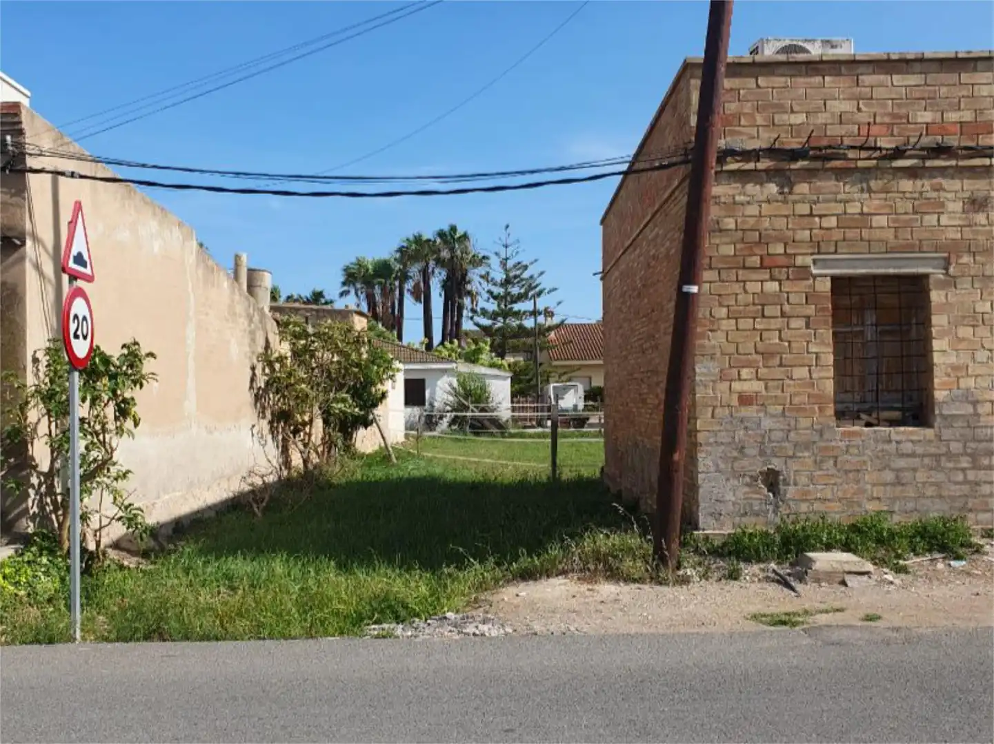 Piso en venta en Passatge Sant Jaume, Deltebre Piso en venta en Deltebre con Jardín privado