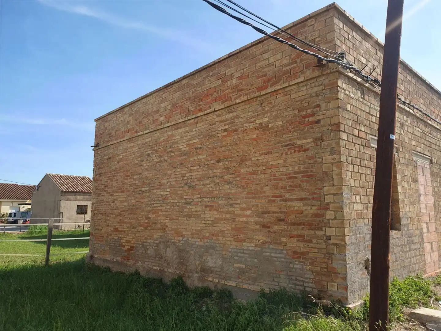 Piso en venta en Passatge Sant Jaume, Deltebre Piso en venta en Deltebre con Jardín privado
