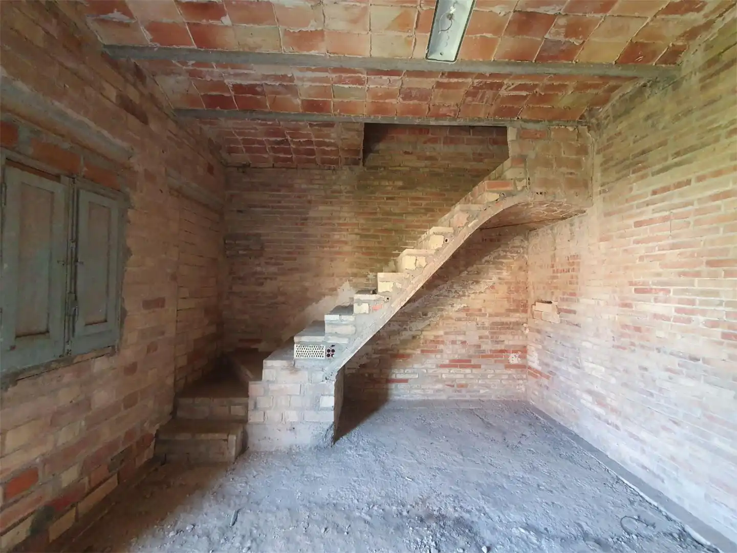 Piso en venta en Passatge Sant Jaume, Deltebre Piso en venta en Deltebre con Jardín privado