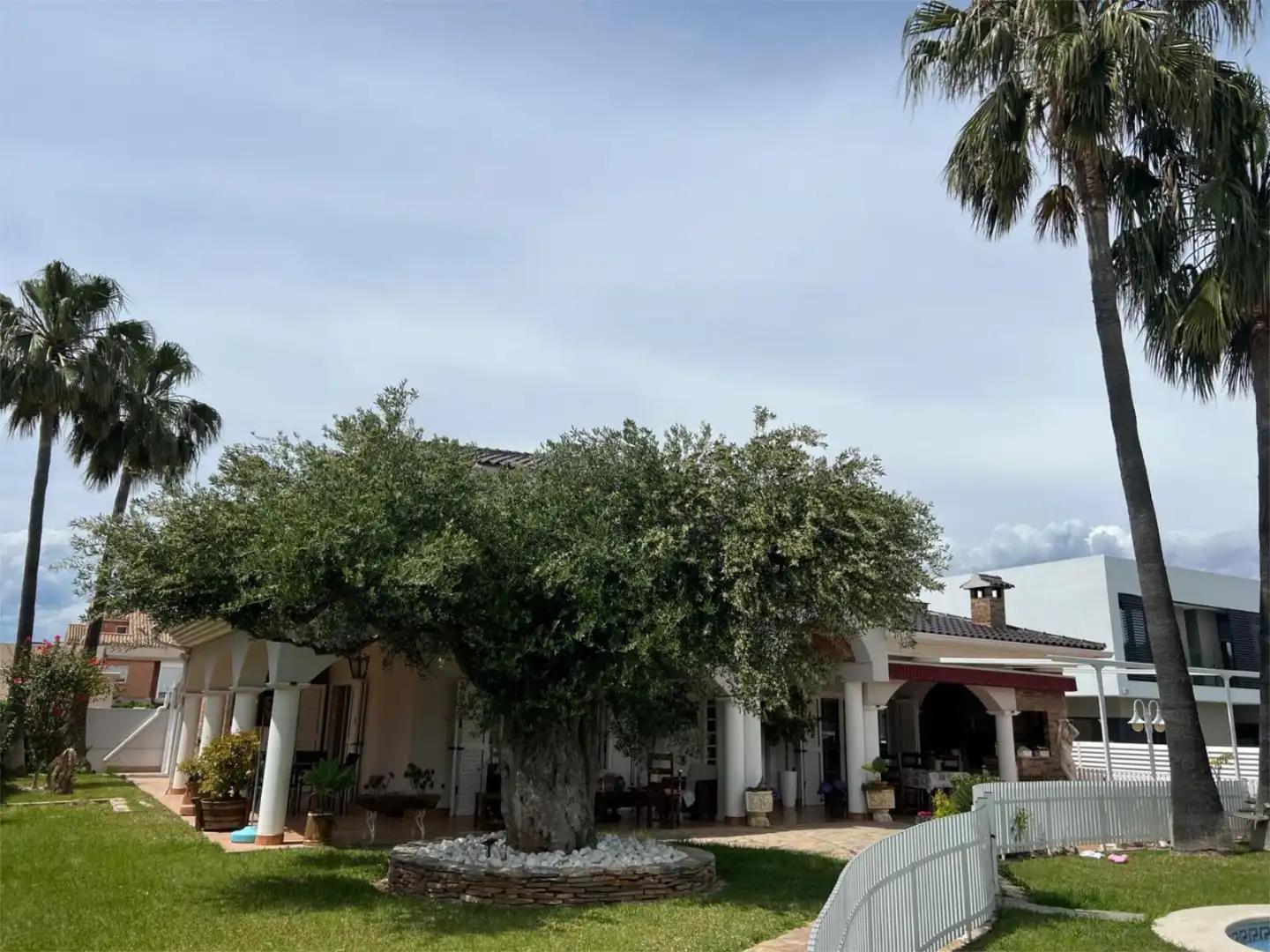 Casa o chalet de alquiler en Avinguda Dels Pins, 68, El Grao Vista exterior de Casa o chalet de alquiler en Castellón de la Plana / Castelló de la Plana con Aire acondicionado, Terraza y Piscina