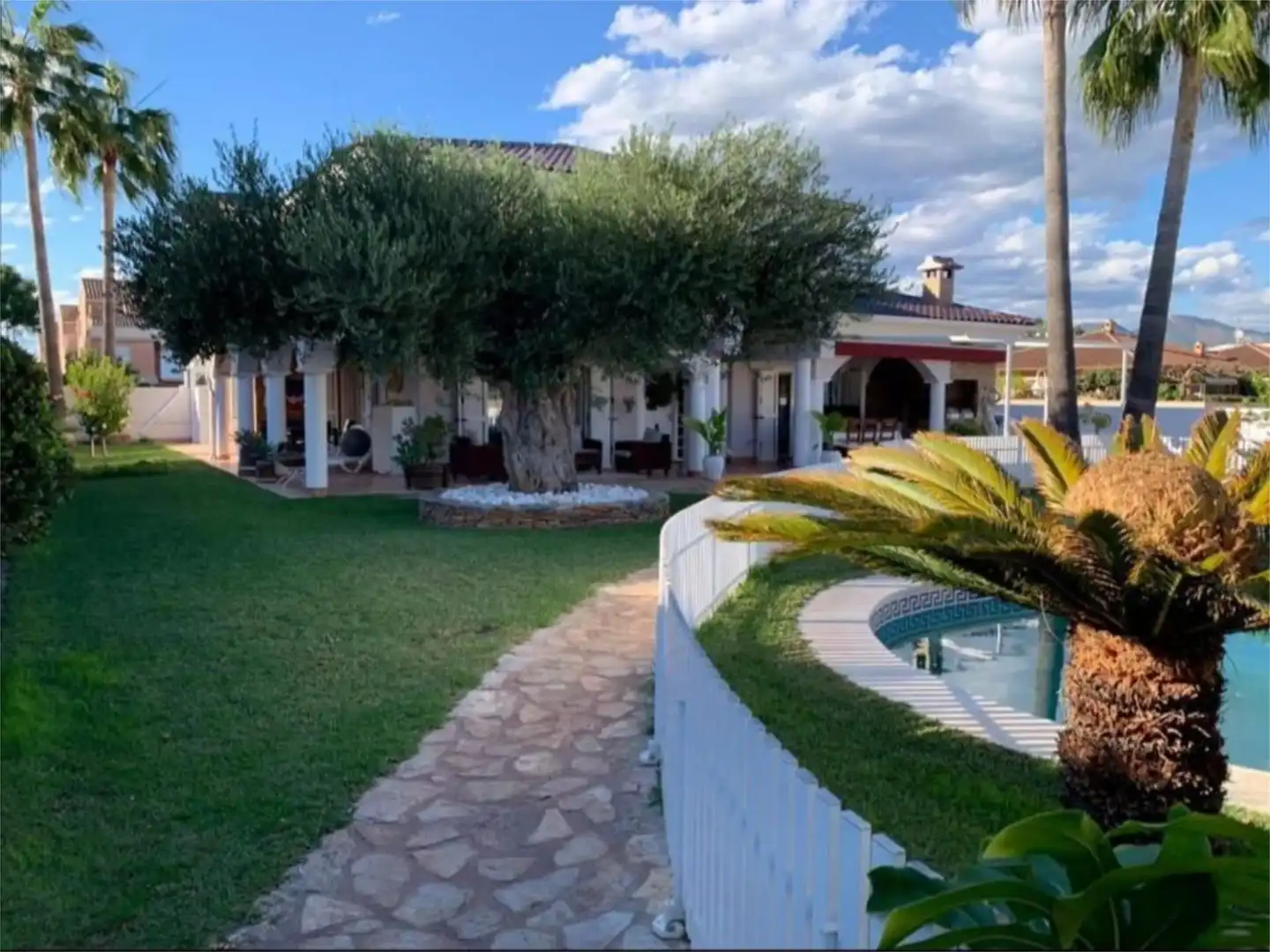 Casa o chalet de alquiler en Avinguda Dels Pins, 68, El Grao Jardín de Casa o chalet de alquiler en Castellón de la Plana / Castelló de la Plana con Aire acondicionado, Terraza y Piscina