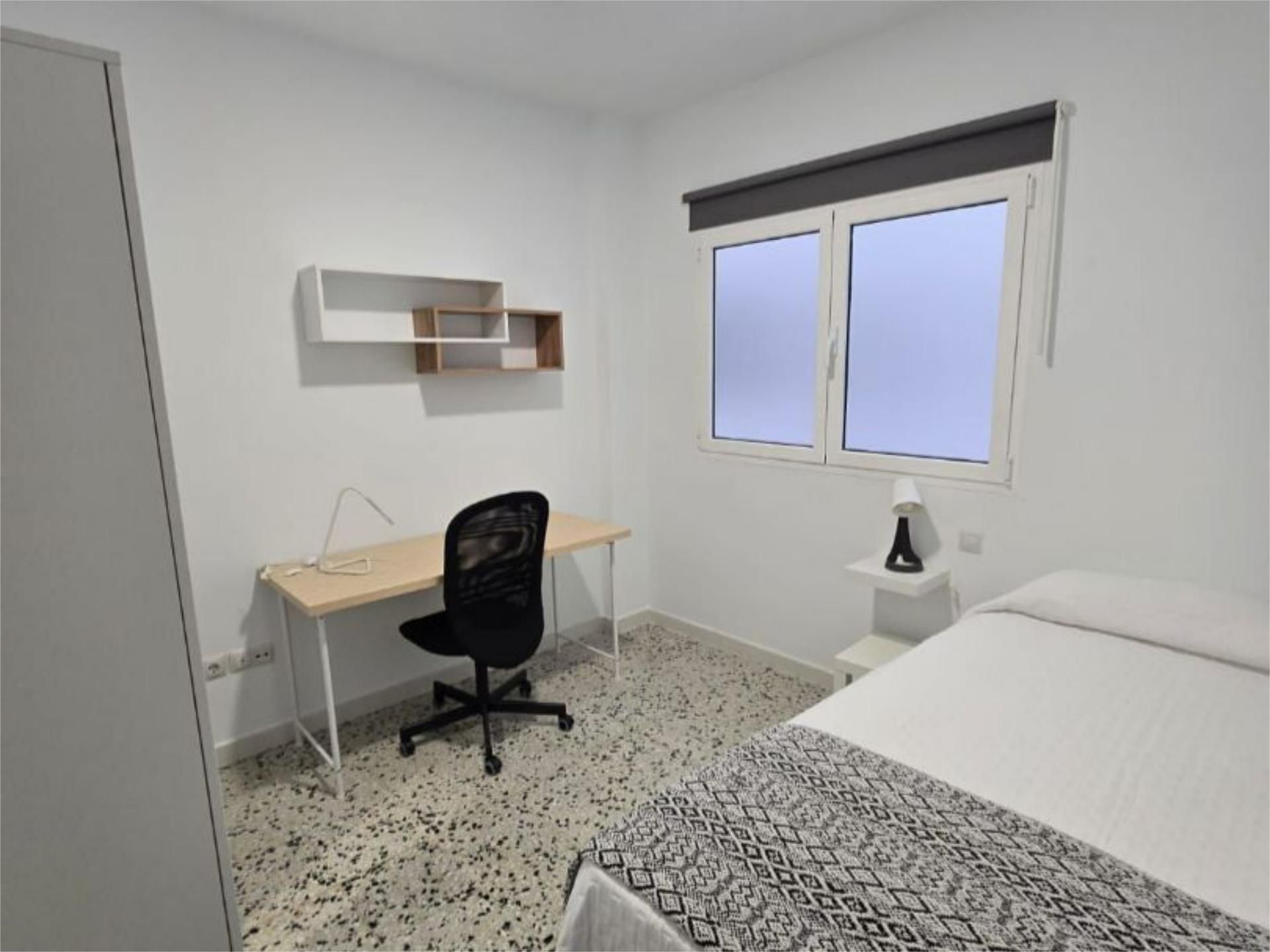 Flat for share in Calle Concepción Arenal, 18, Alcaravaneras Bedroom of Flat for share in Las Palmas de Gran Canaria with Furnished