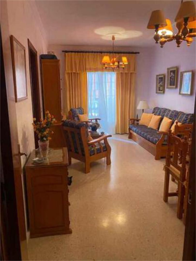 Sala d'estar de Pis de lloguer en Mazagón amb Jardí privat, Terrassa i Piscina