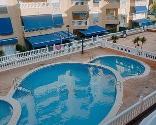 Piscina de Pis de lloguer en Santa Pola amb Aire condicionat, Moblat i Forn