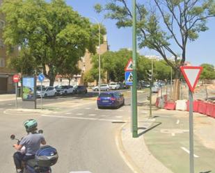 Exterior view of Flat to rent in  Sevilla Capital  with Air Conditioner, Furnished and Washing machine