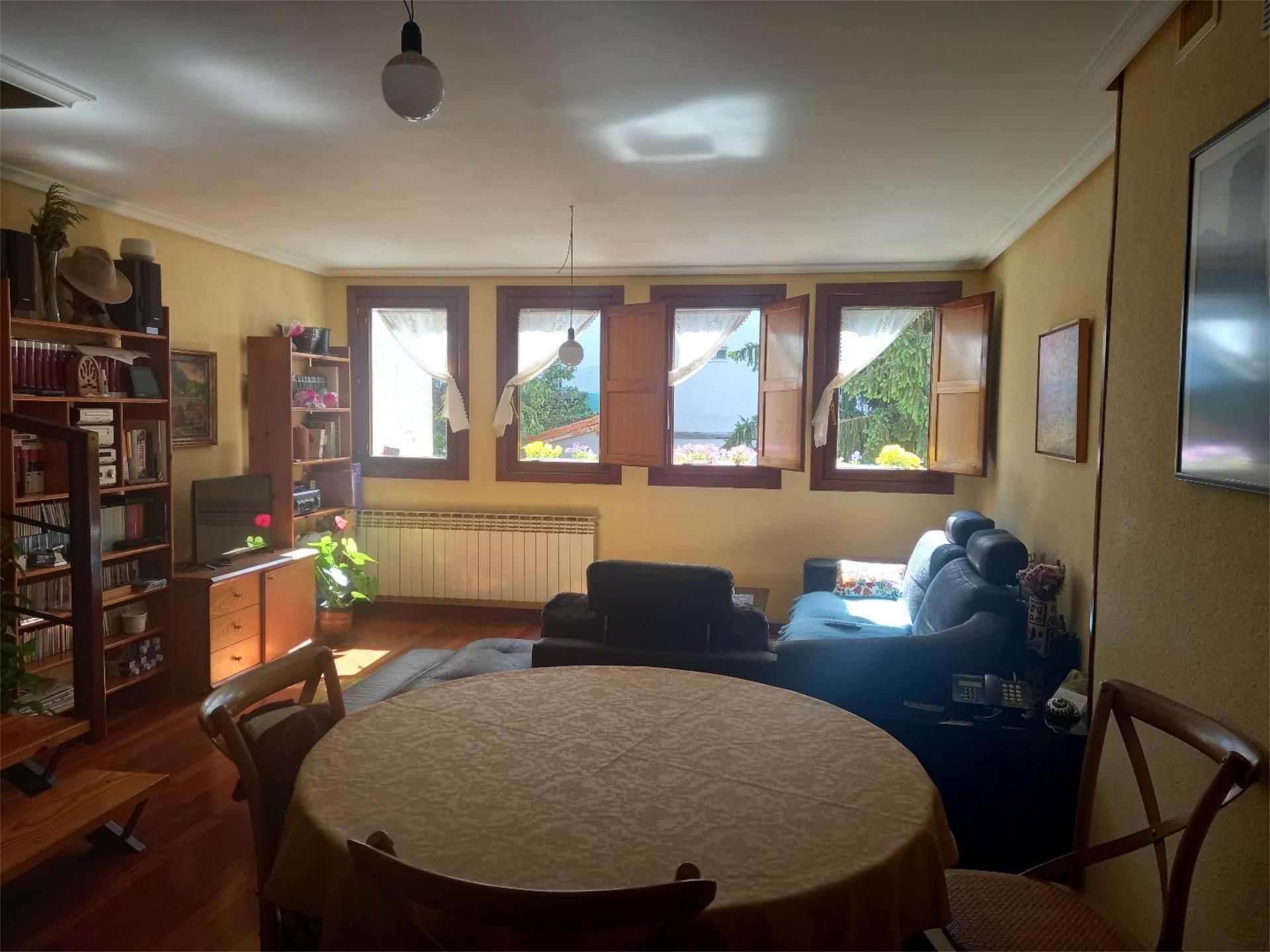 Living room of Duplex for sale in Vitoria - Gasteiz  with Heating, Parquet flooring and Storage room