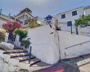 Vista exterior de Casa o xalet en venda en Cútar amb Terrassa i Piscina