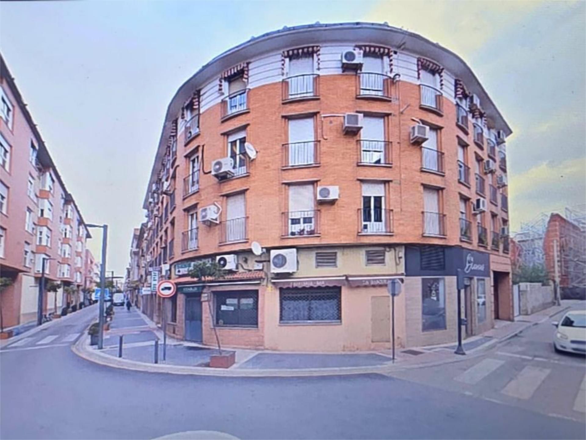 Exterior view of Flat for sale in Linares  with Air Conditioner and Furnished
