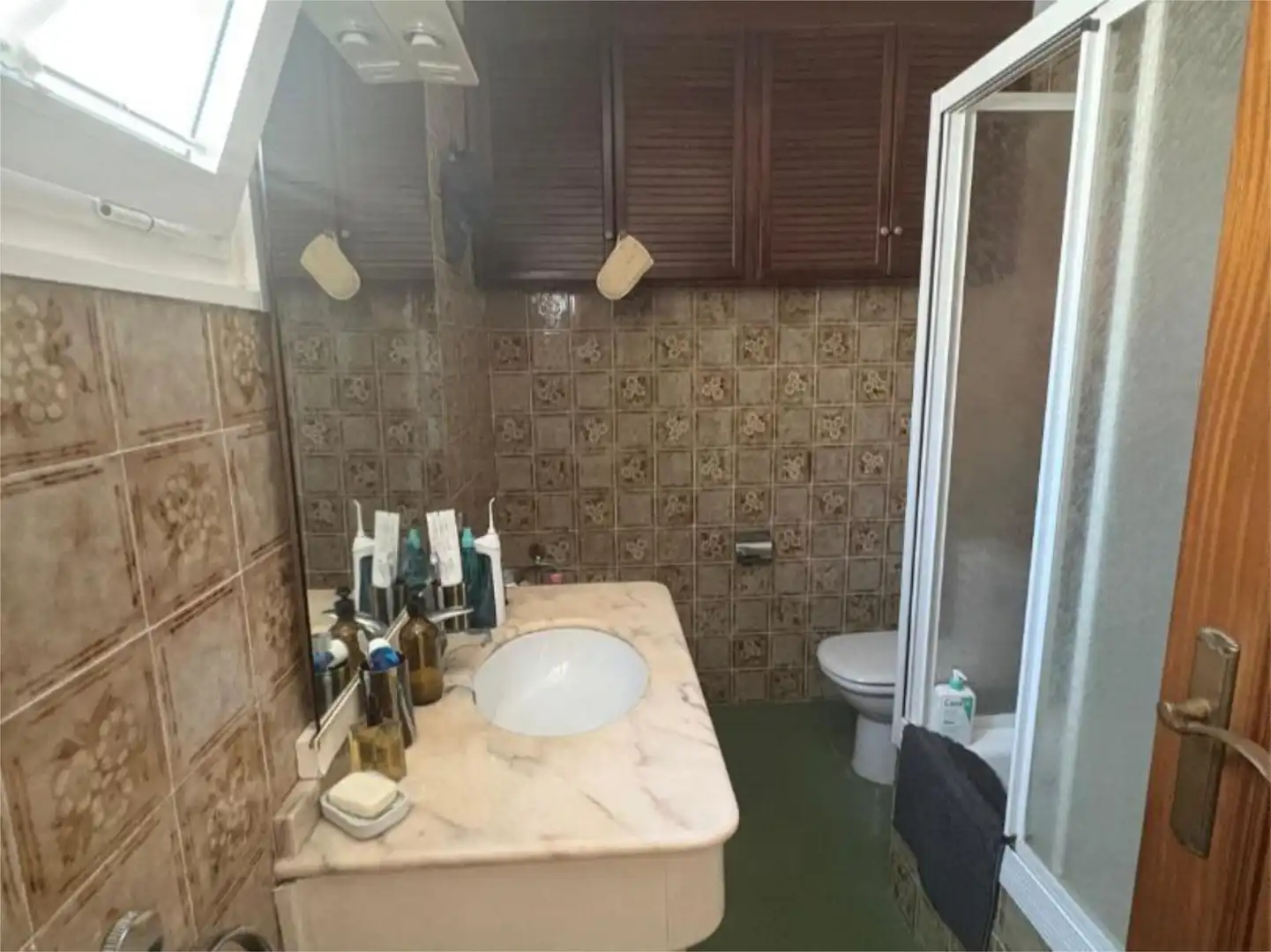 Wohnung zur Miete in Carrer del Doctor Manuel Candela, 40-1, Aiora Badezimmer von Wohnung zur Miete in Valencia Capital mit Klimaanlage und Balkon