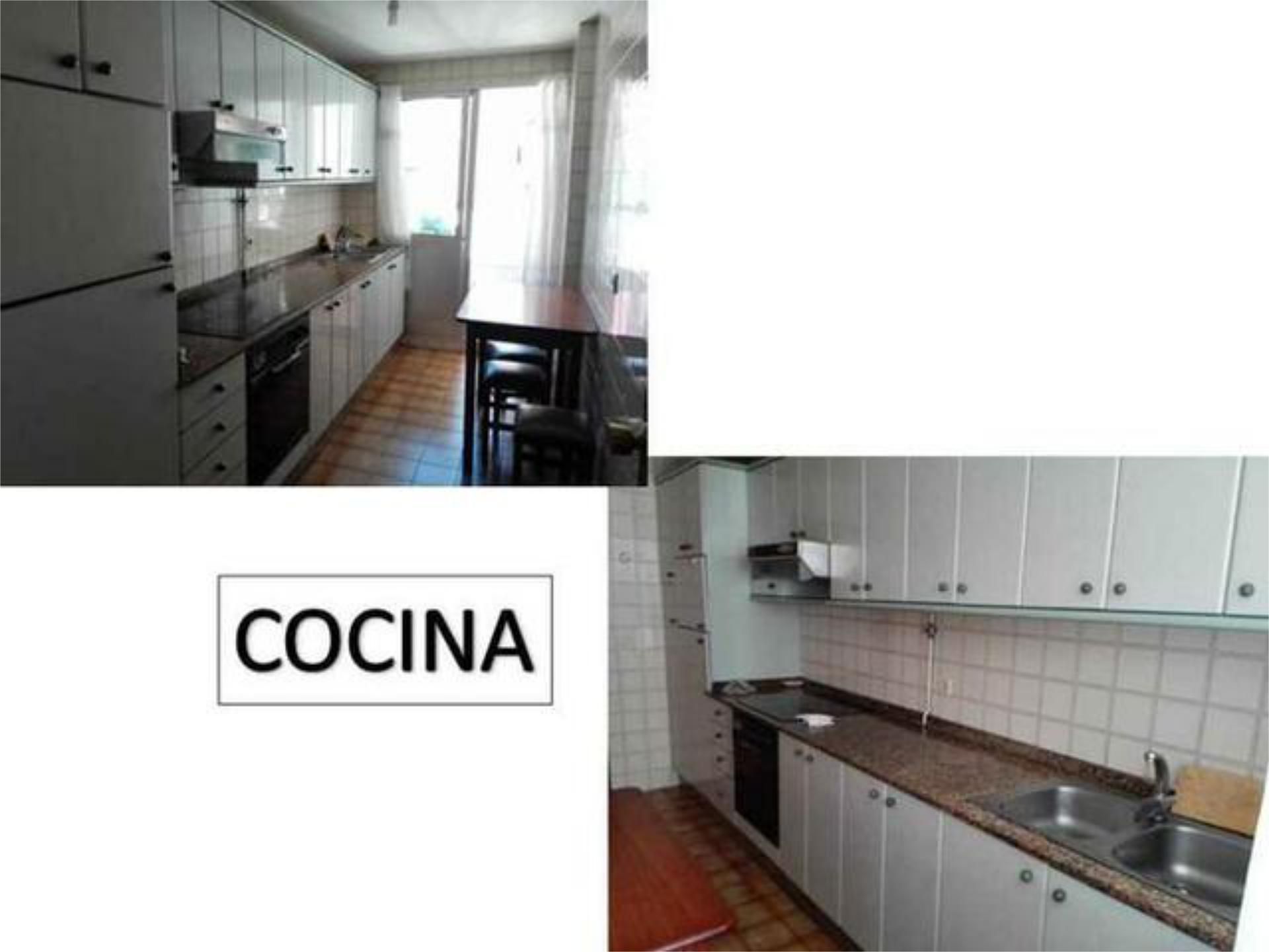 Kitchen of Flat to rent in Carballo