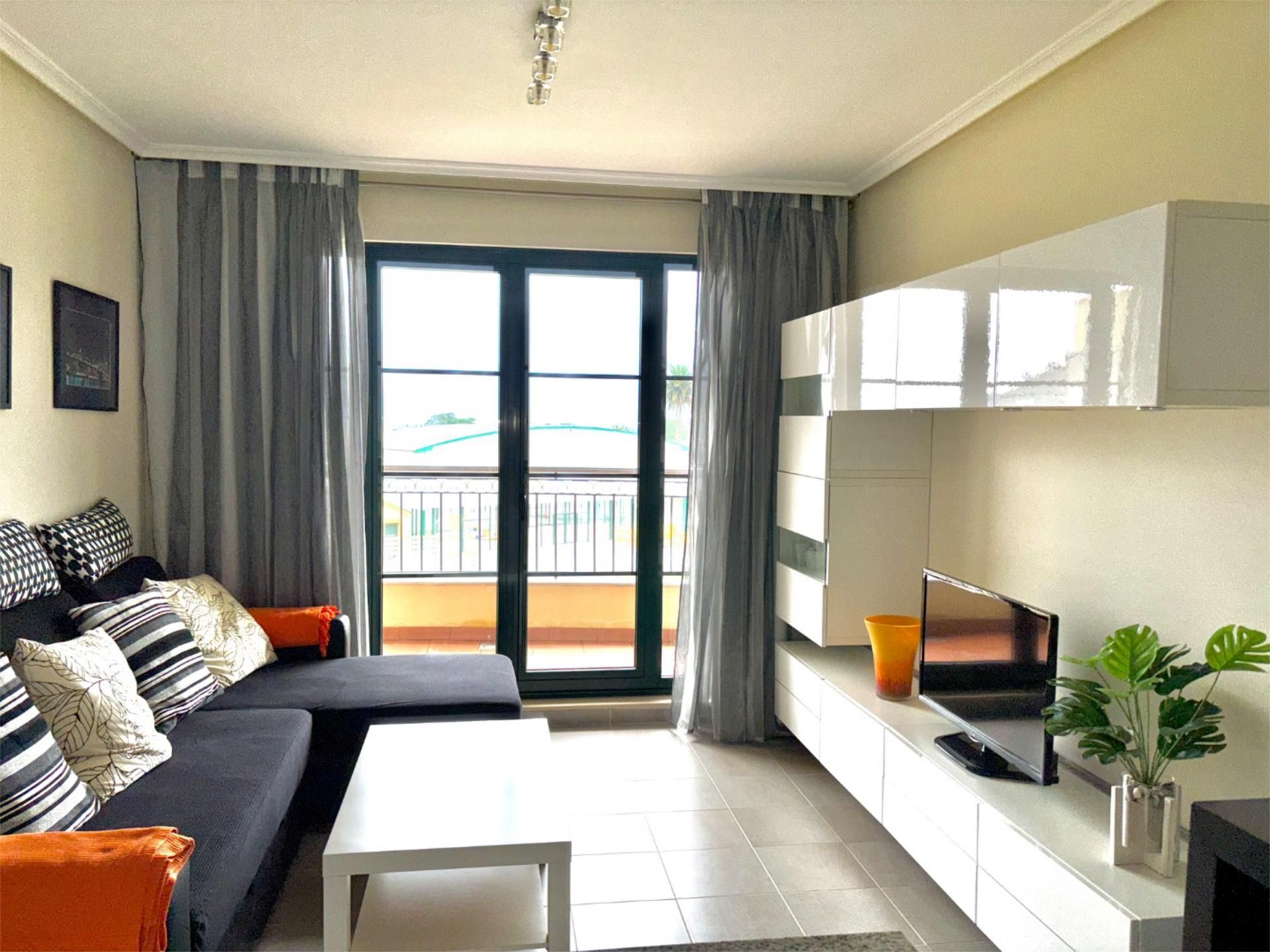 Living room of Flat for sale in Barreiros  with Terrace and Swimming Pool