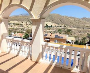 Vista exterior de Casa adosada en venda en El Campello amb Terrassa, Piscina i Balcó