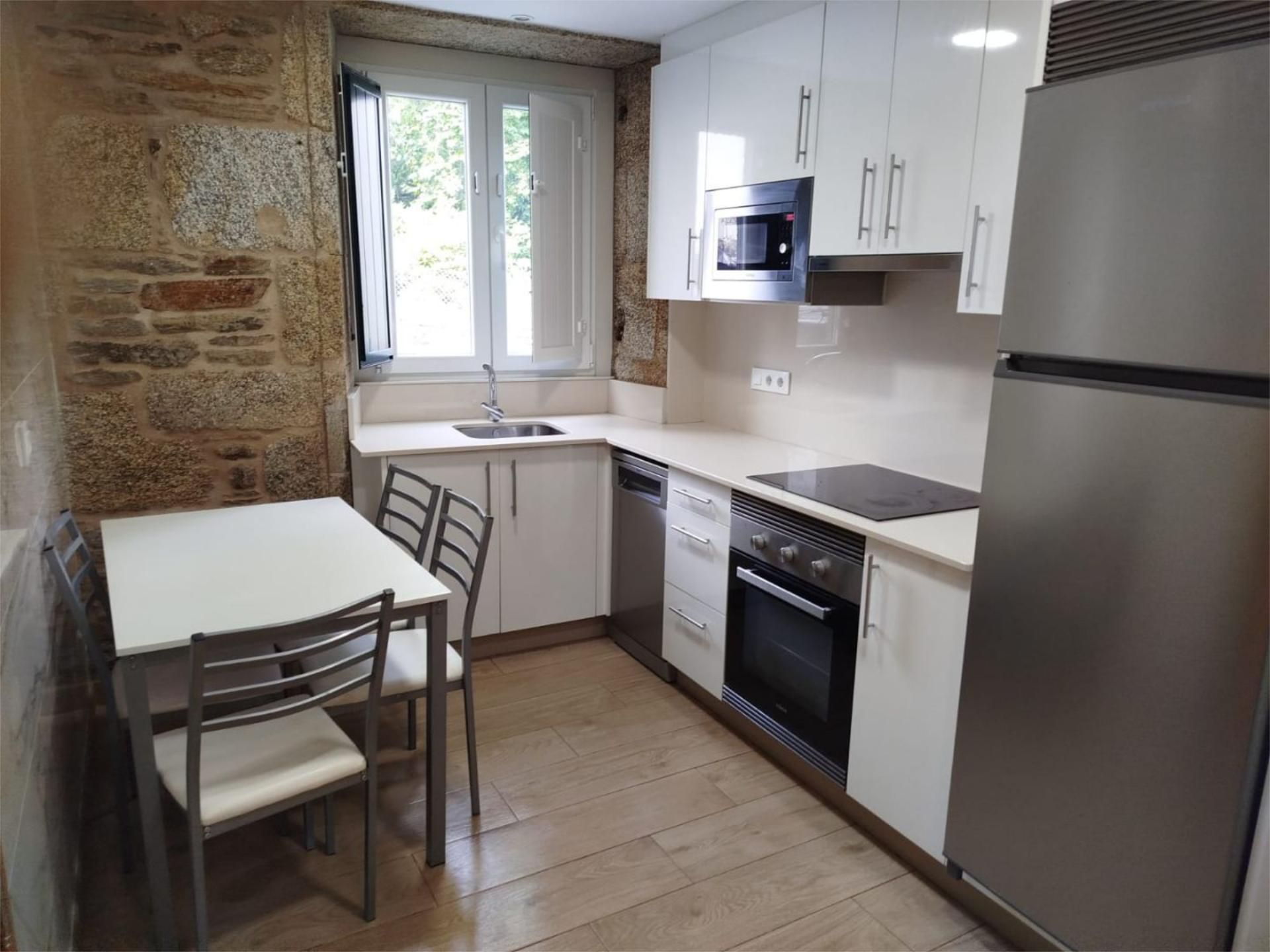 Kitchen of Study to rent in Santiago de Compostela 