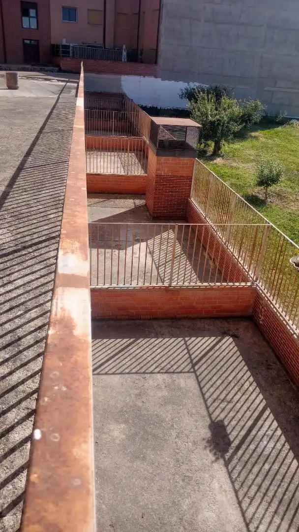 Wohnung zum Verkauf in Calle San Prudencio, 12, Albelda de Iregua Terrasse von Wohnung zum Verkauf in Albelda de Iregua mit Terrasse