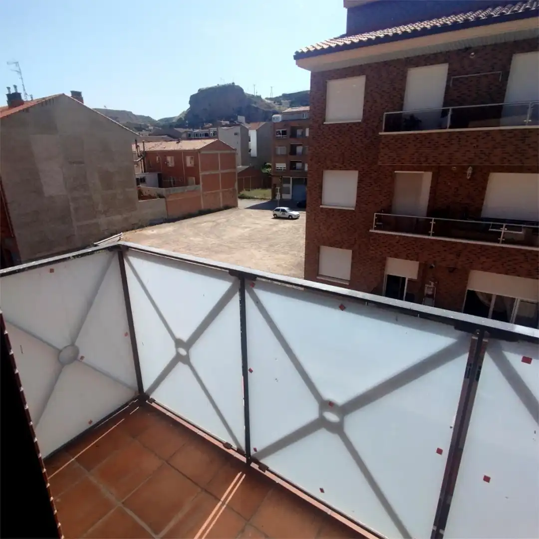 Wohnung zum Verkauf in Calle San Prudencio, 12, Albelda de Iregua Terrasse von Wohnung zum Verkauf in Albelda de Iregua mit Terrasse