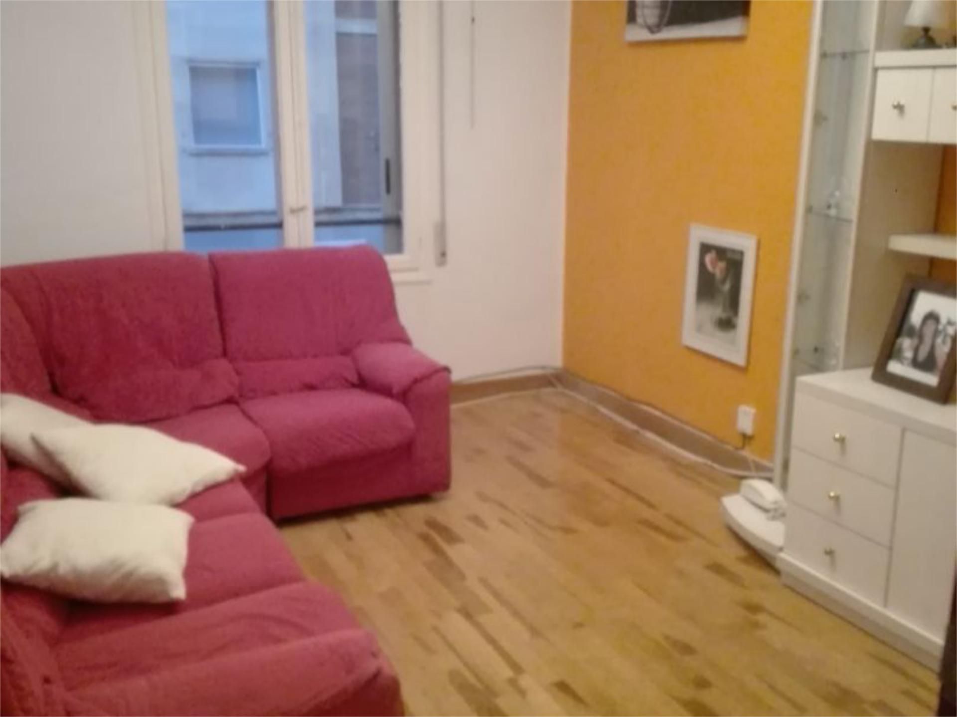 Living room of Flat to rent in  Pamplona / Iruña  with Heating, Parquet flooring and Furnished