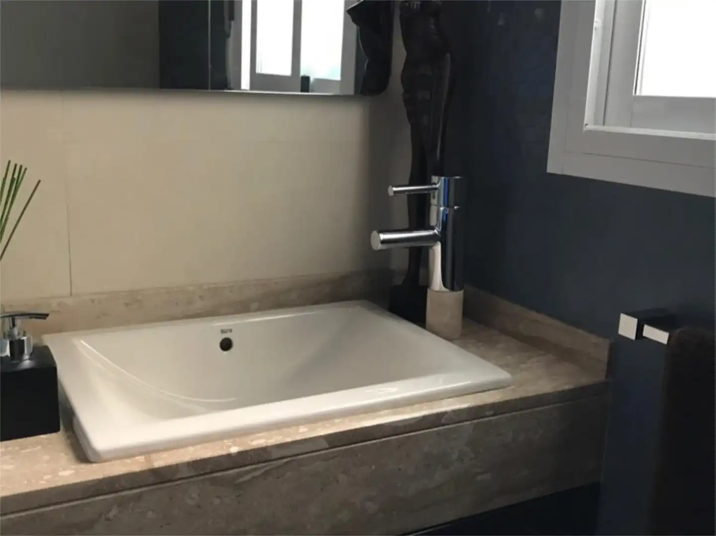 Piso en venta en Calle Gaspar de Montellano, 13, Priego de Córdoba Baño de Piso en venta en Priego de Córdoba con Aire acondicionado, Calefacción y Terraza
