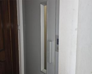 Flat for sale in  Sevilla Capital  with Air Conditioner