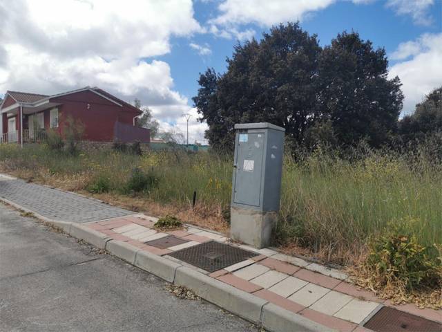 Terreno urbanizable en Venta en Calle Coruña, 1 en Maello