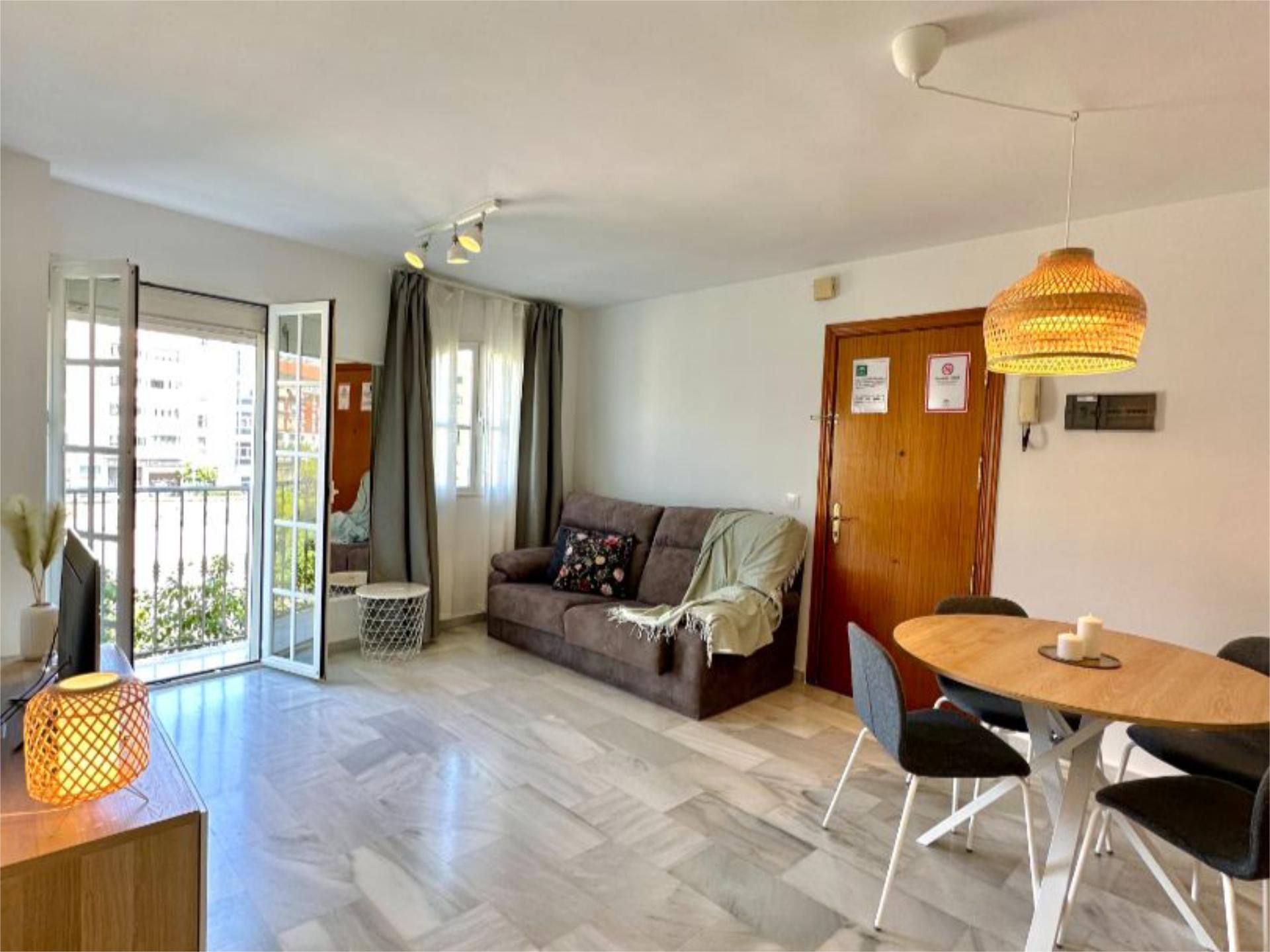 Living room of Flat to rent in Málaga Capital  with Air Conditioner and Balcony