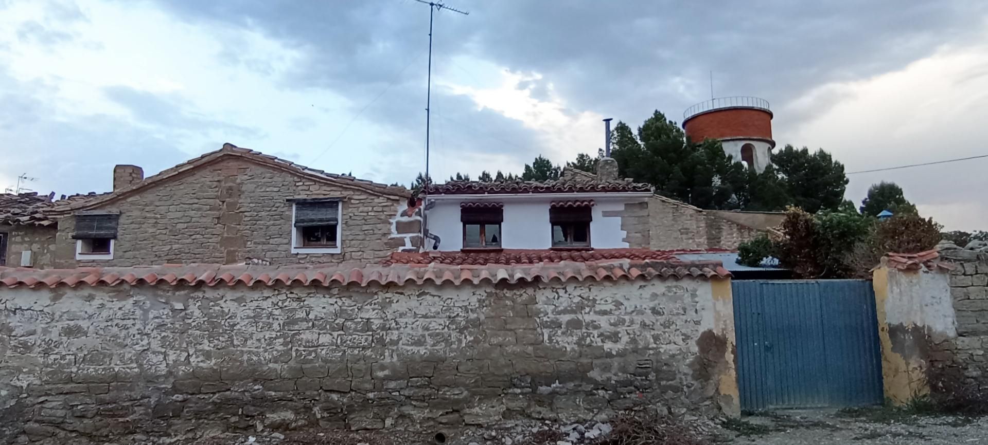 Exterior view of House or chalet for sale in Sierra de Luna  with Heating, Private garden and Terrace