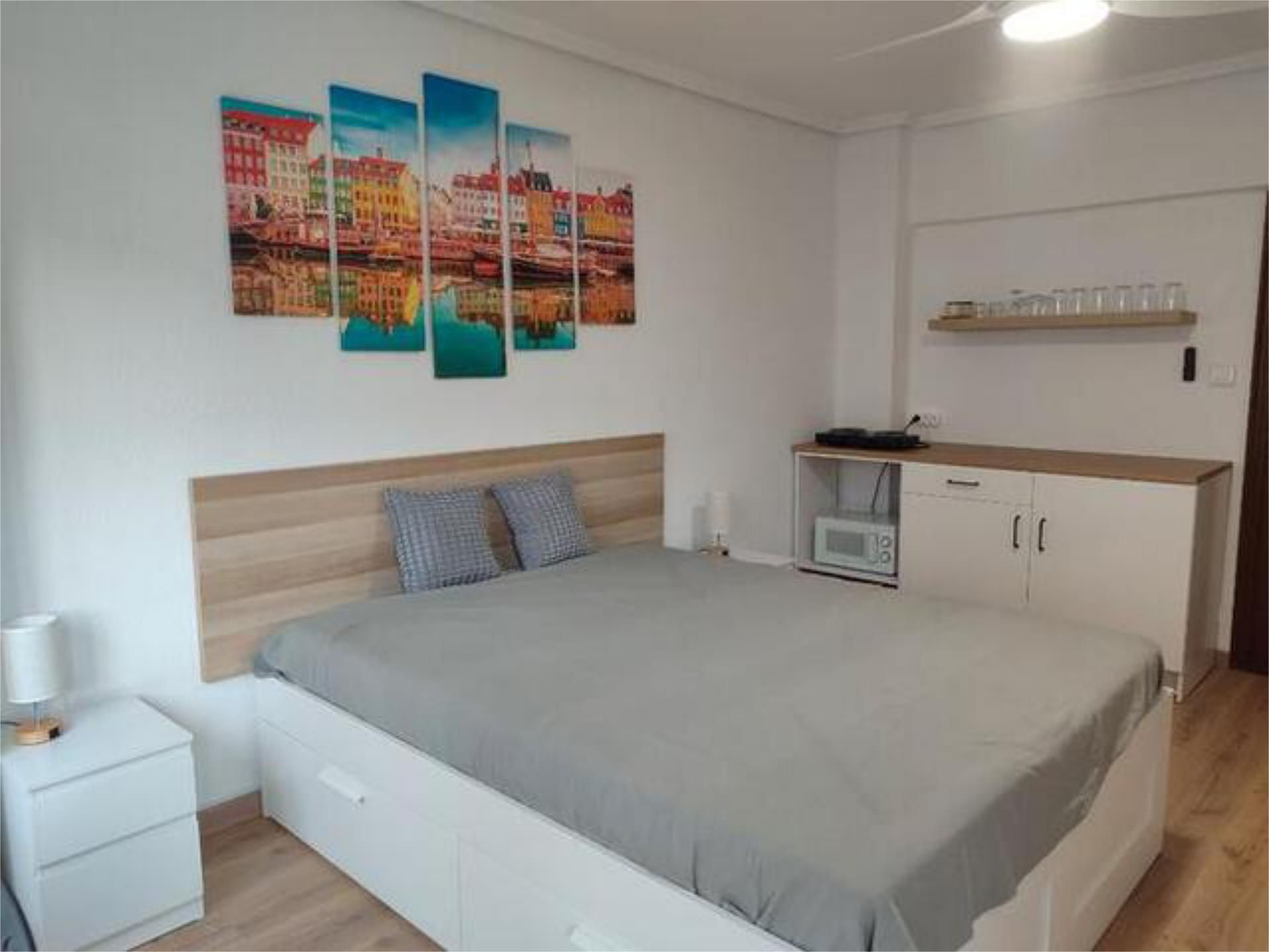 Bedroom of Flat to rent in Castellón de la Plana / Castelló de la Plana  with Terrace and Furnished