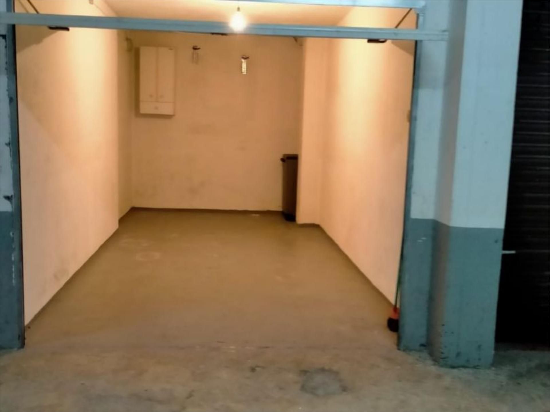 Garage to rent in Oñati