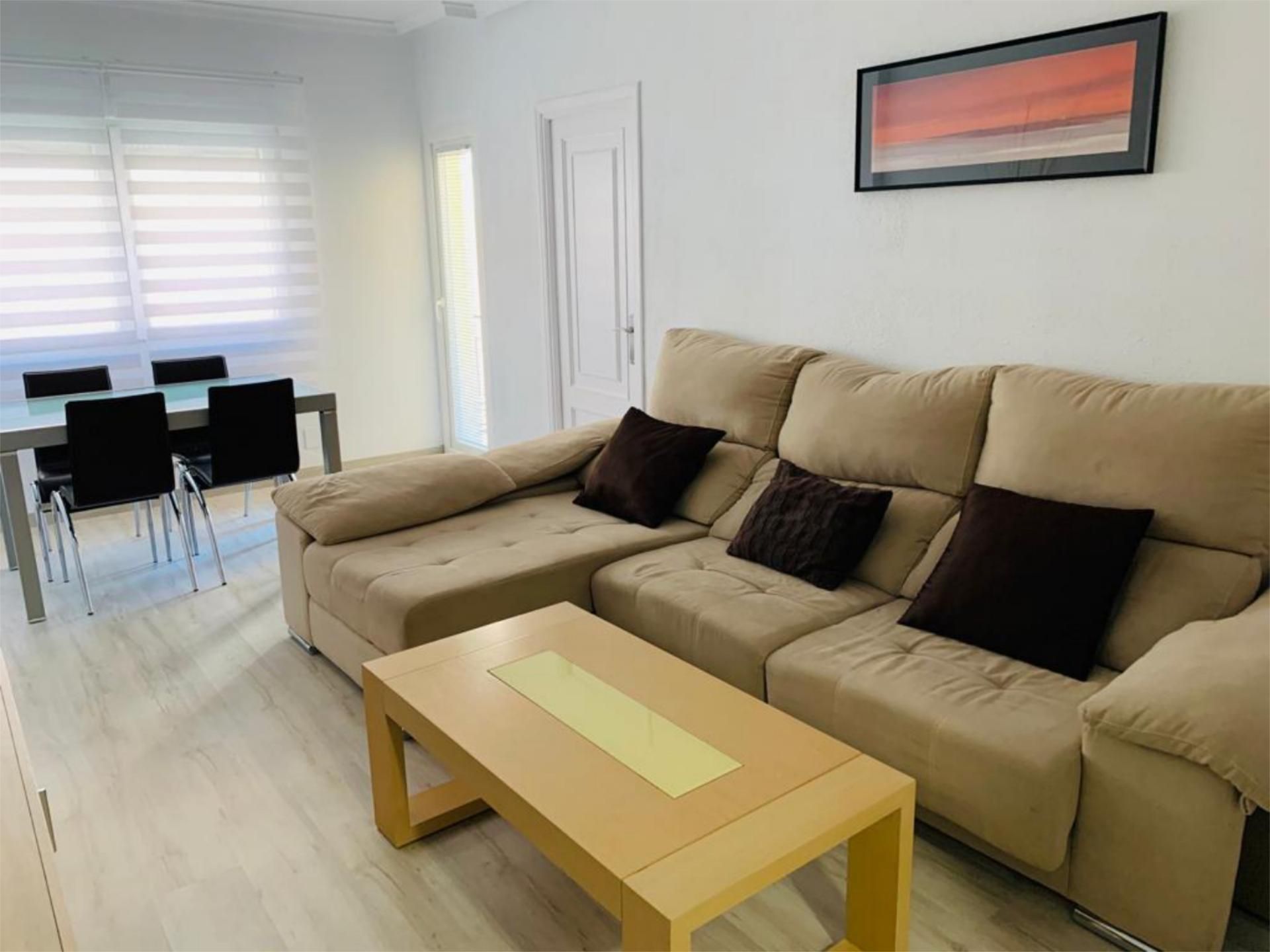 Living room of Flat to share in Mérida  with Air Conditioner, Heating and Parquet flooring