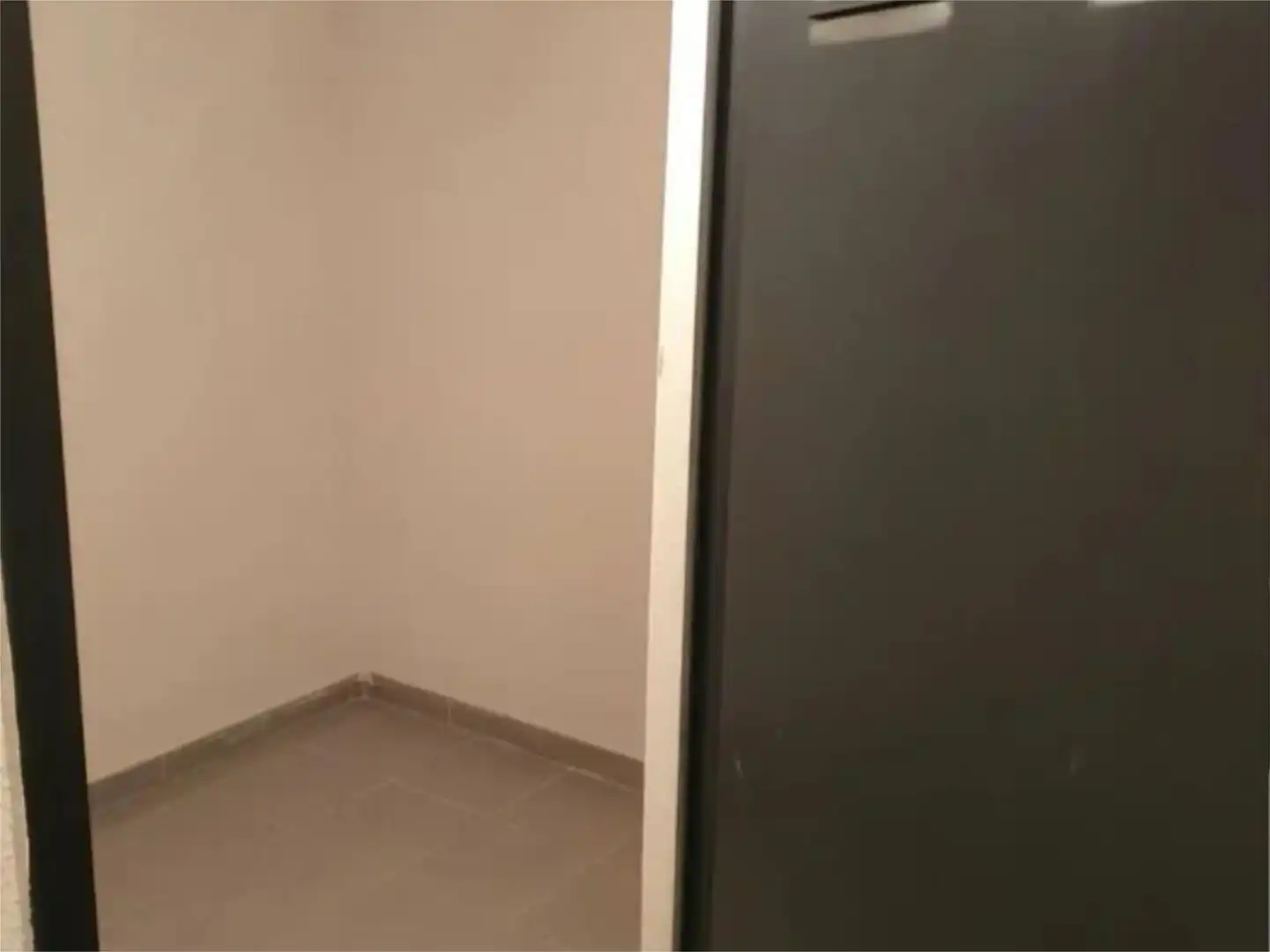 Schlafzimmer von Lagerraum zur Miete in Madrid