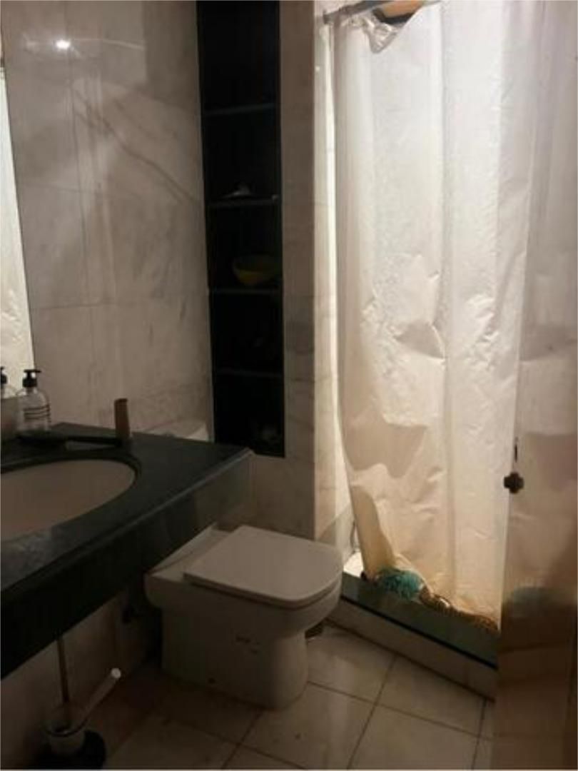 Bathroom of Study to share in Fuengirola